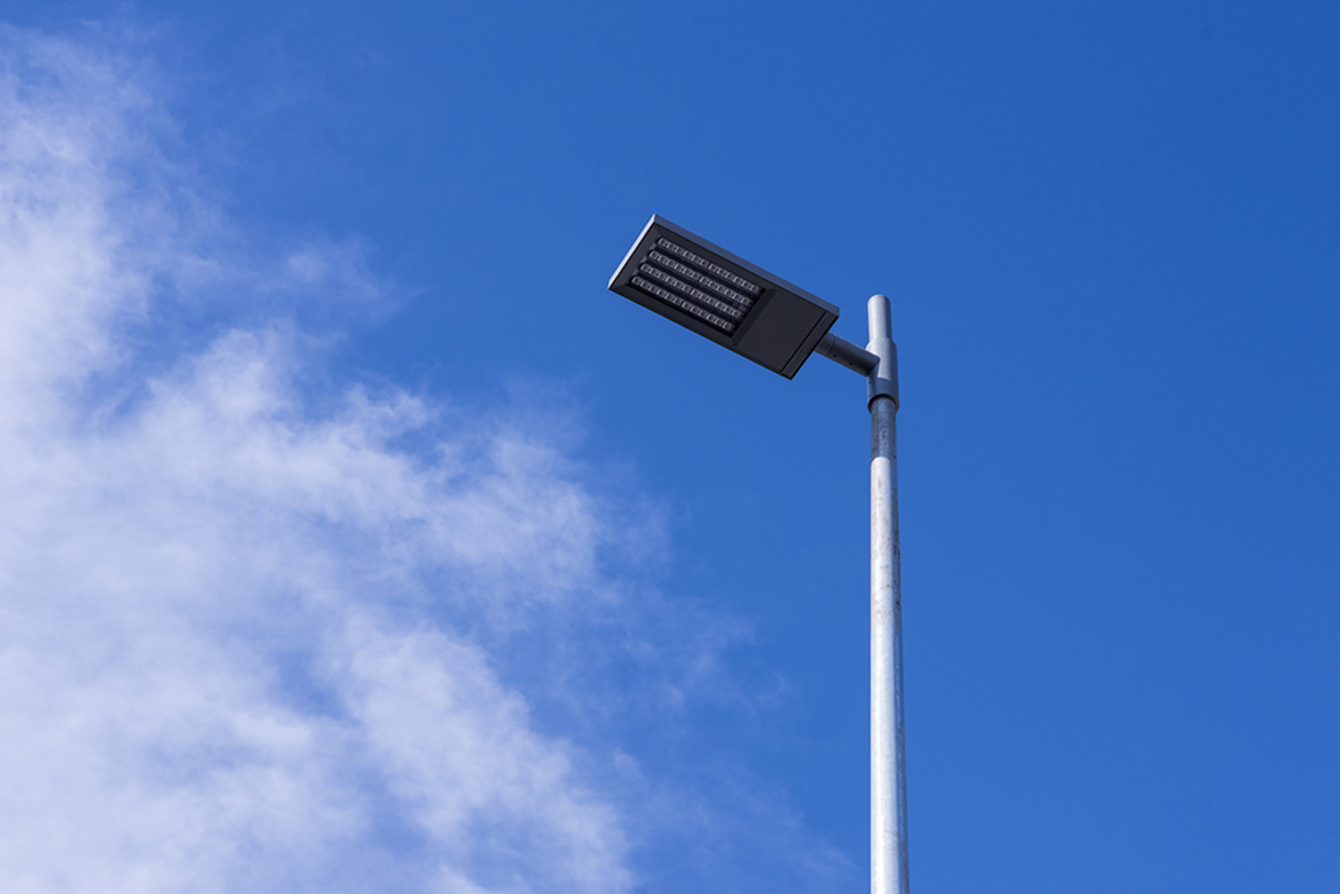 LED-Straßen&shy;beleuchtung bei Villa Klaus Elektroinstallation in Helmbrechts
